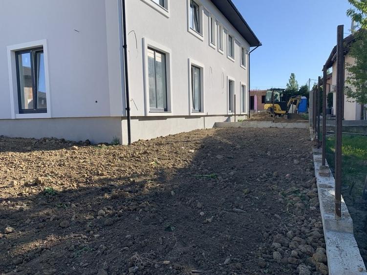Casă cu 4 camere în Satu Nou de Sus