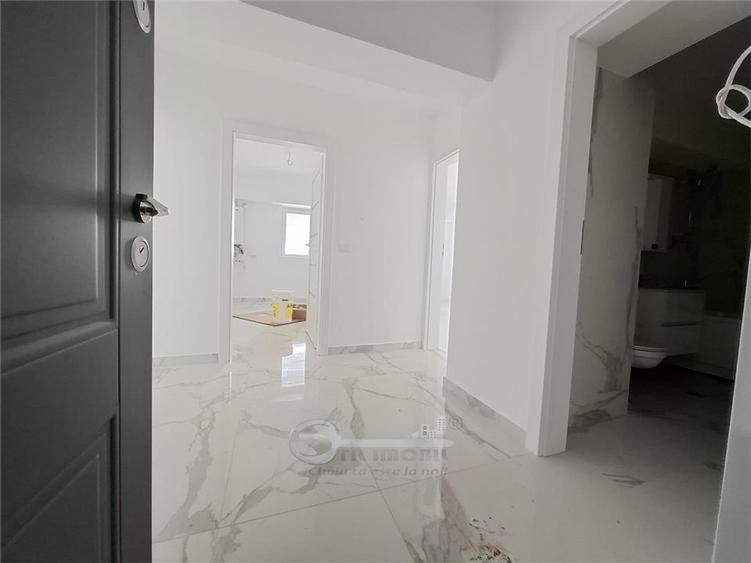 Apartament cu 2 camere decomandat în Galata