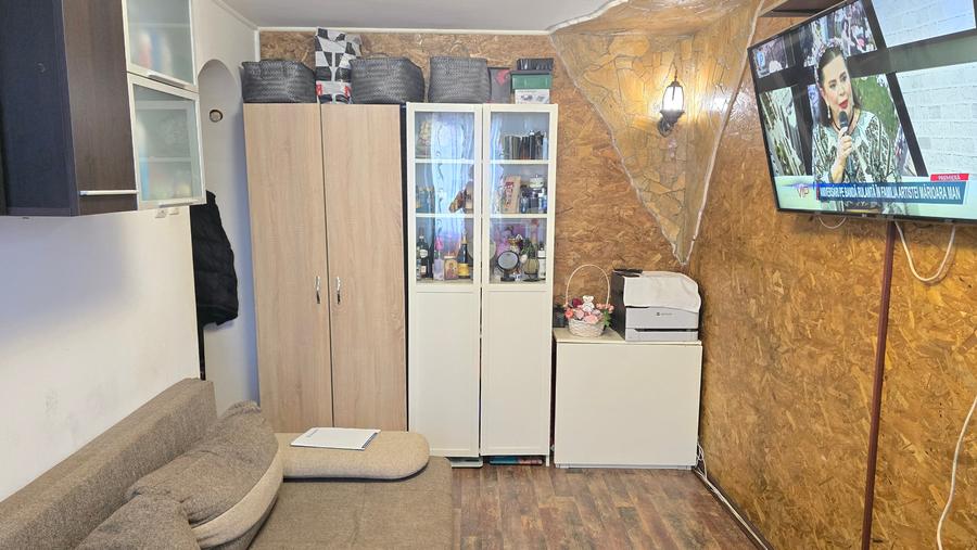 Vand apartament cu 2 camere cu GARAJ in Deva, Dacia (Romanilor), etaj 2, - 2