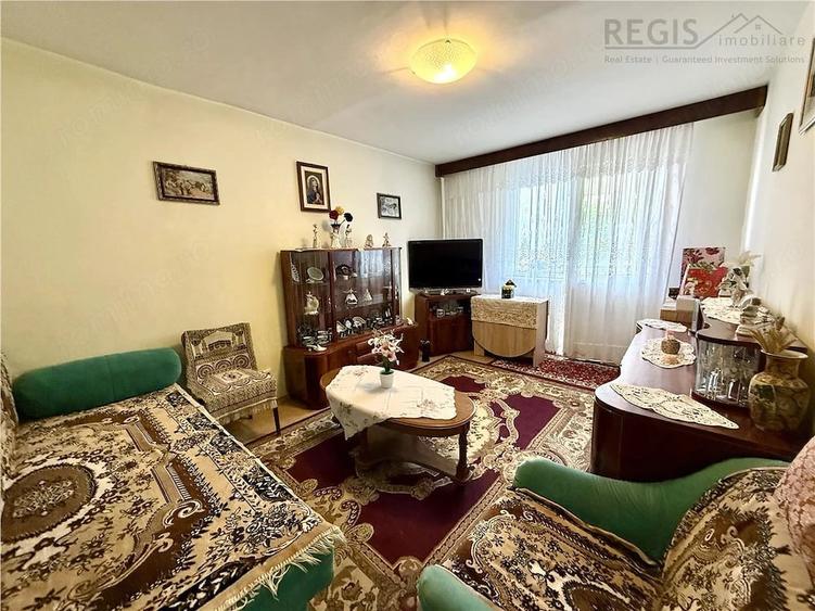 Apartament cu 3 camere în Astra