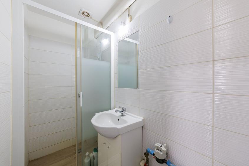 Casă individuală cu 2 camere cu Canalizare în Periferie