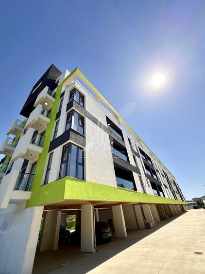 Apartament cu 3 camere semidecomandat, mobilat în Prelungirea Ghencea