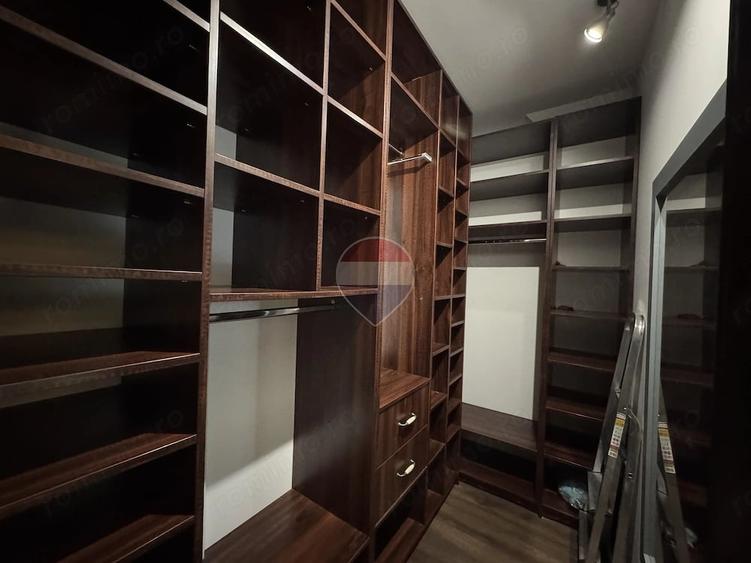 Casă cu 3 camere cu Teren 180 Mp în Central
