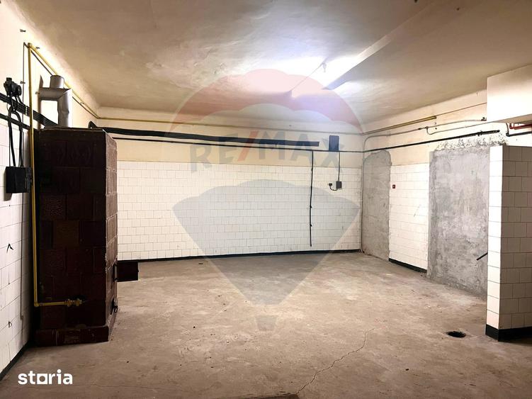 Spațiu comercial, de 299 mp, în Centrul Istoric