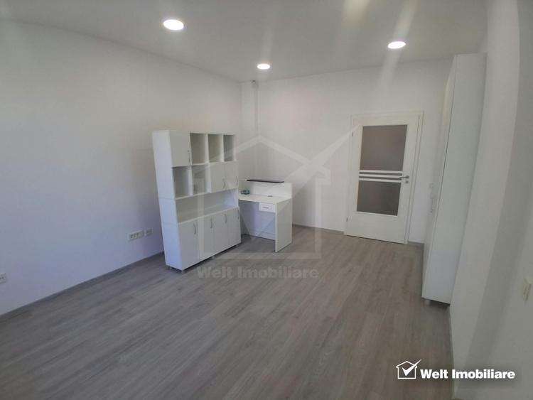 Birou, de 73 mp, în Central