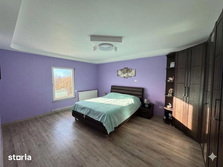 Casă cu 3 camere cu Teren 496 Mp în Tomești