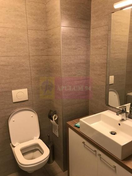 Apartament cu 2 camere semidecomandat, mobilat în Panduri