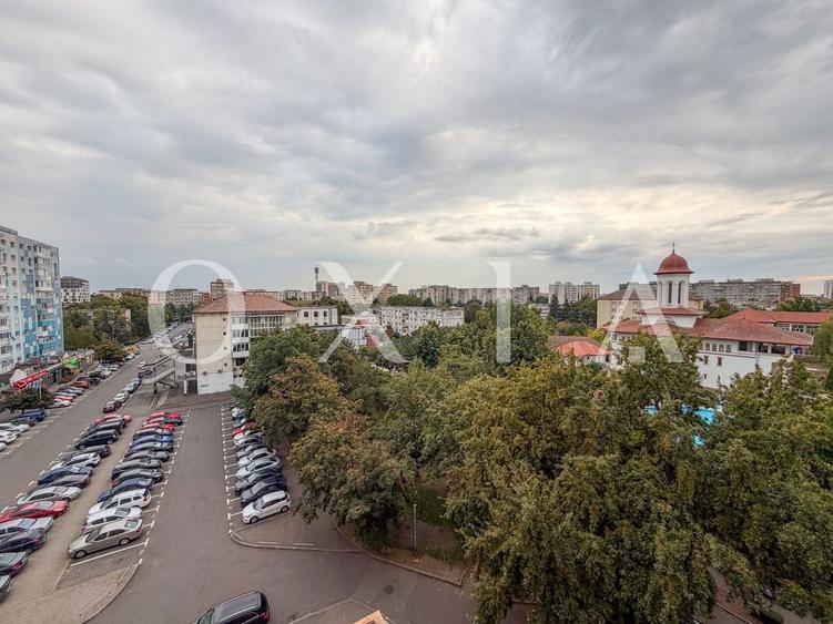 Apartament cu 3 camere decomandat, mobilat în Dacia