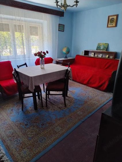 Casă cu Teren 1055 Mp în Central