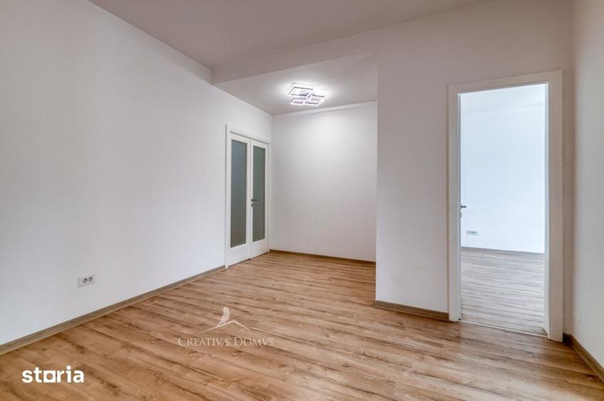 Spațiu comercial, de 96 mp, în Romană