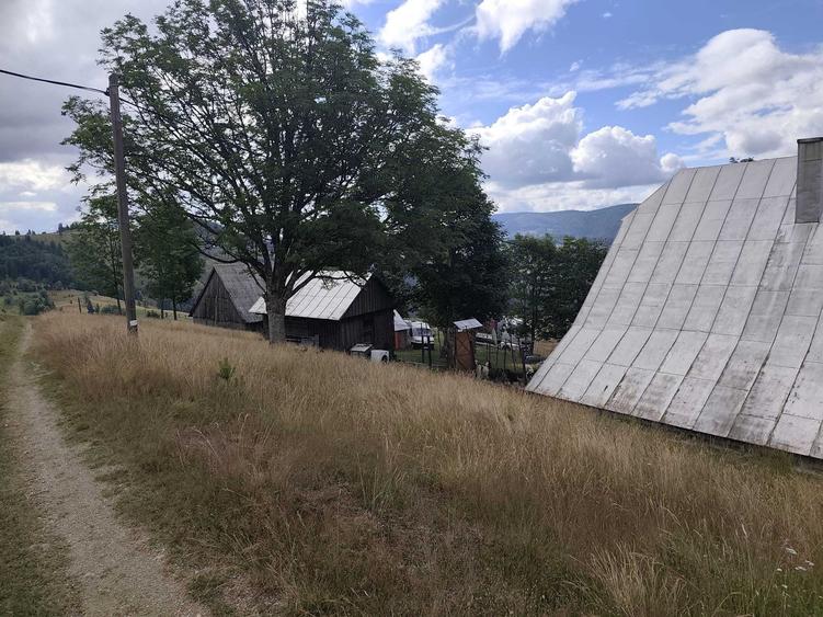 Casă cu 4 camere în Arieșeni