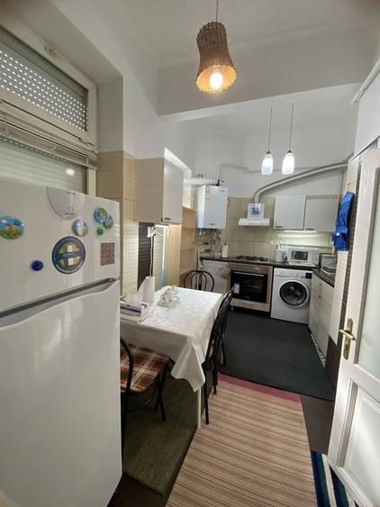 Apartament cu 2 camere decomandat în Armeneasca
