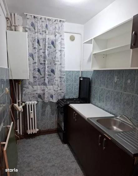 Apartament 2 cam Podu ros ( vizavi de liceul Racovita) - 6