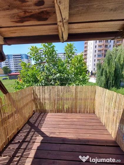 Apartament cu 3 camere semidecomandat în Vitan