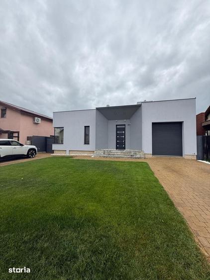 Casă cu 4 camere cu Teren 594 Mp în Central