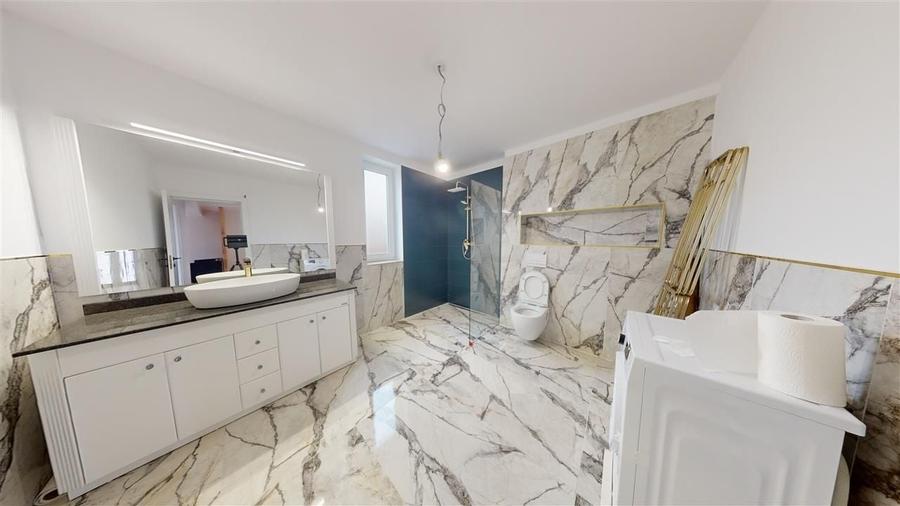 Duplex cu 4 camere cu Canalizare în Daia