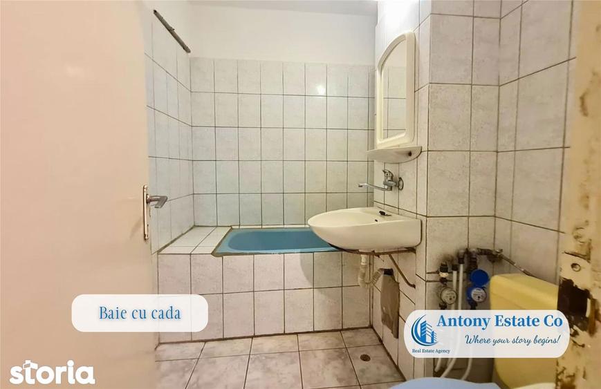 Apartament cu 3 camere decomandat în Central