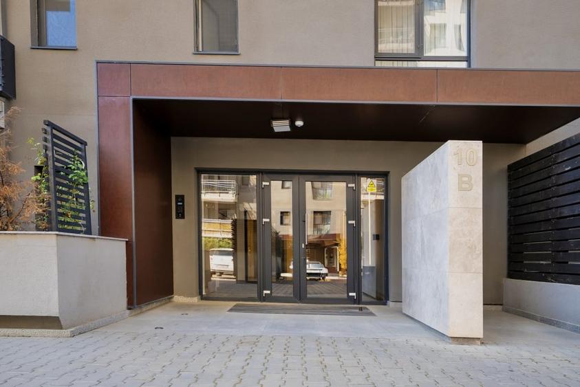 Apartament cu 3 camere, mobilat în Pipera