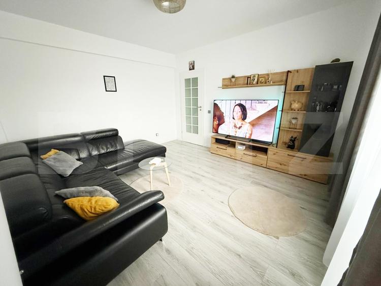 Apartament cu 2 camere decomandat, mobilat în Valea Adâncă