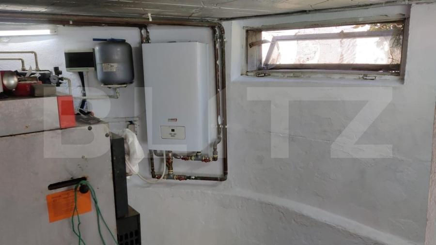 Casă individuală cu 4 camere cu Canalizare în Exterior Vest