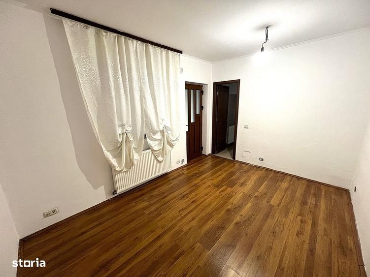 Casă cu 4 camere în Vetiș