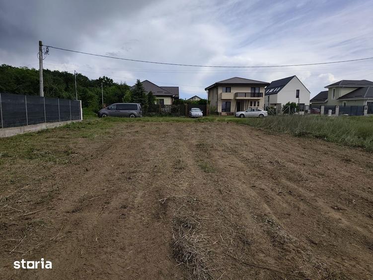 Teren de 1008 mp, în Moara Vlăsiei
