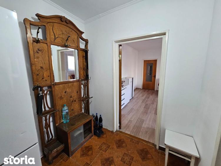 Apartament cu 3 camere în Pantelimon