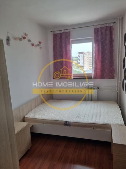 Apartament cu 3 camere decomandat, mobilat în Păcurari