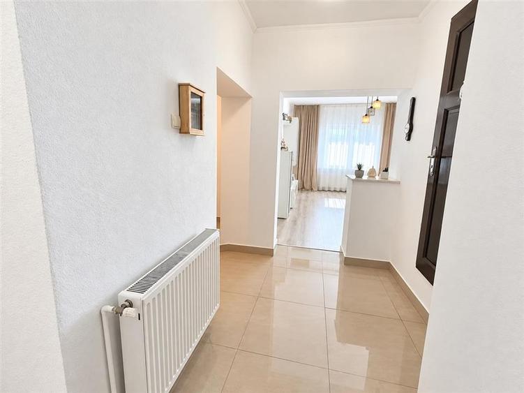 Casă individuală cu 4 camere cu Teren 350 Mp în Mohu
