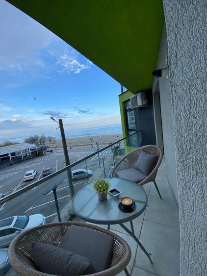 Apartament cu 2 camere semidecomandat, mobilat în Mamaia-Sat