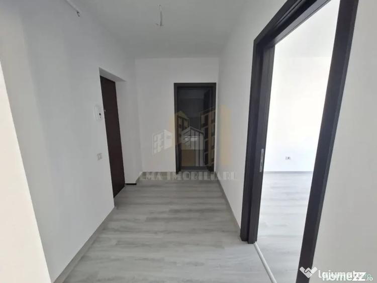 Apartament cu 2 camere semidecomandat în Sânpetru