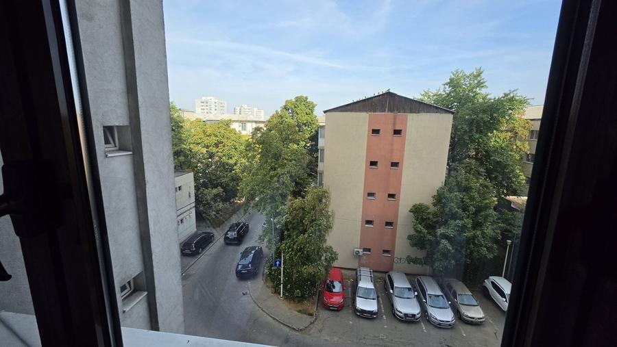 Garsonieră decomandată în Ultracentral