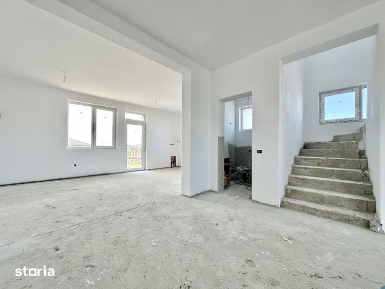 Casă cu 4 camere cu Teren 450 Mp în Apahida