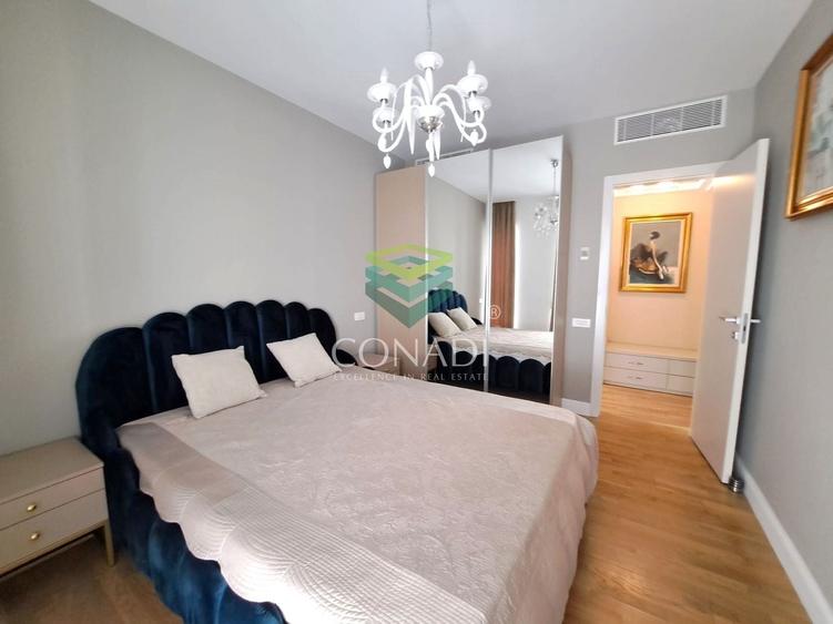 Apartament cu 4 camere decomandat, mobilat în Capitale