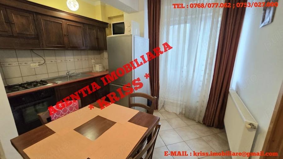 Apartament cu 3 camere decomandat în Prundu