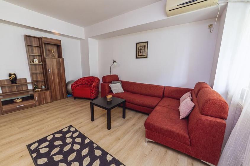 Apartament cu 2 camere decomandat, mobilat în Mihai Bravu