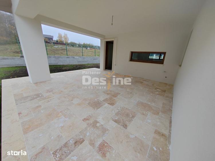 Casă cu 4 camere în Bârnova