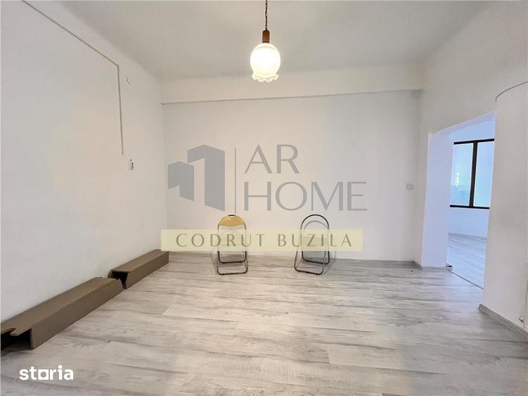 Apartament cu 4 camere în Ultracentral