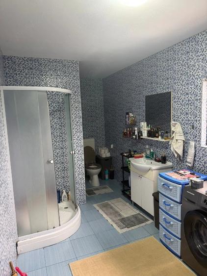 Apartament cu 2 camere decomandat în Ghiroda