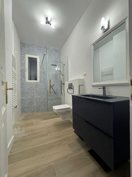 Apartament cu 2 camere, mobilat în Central