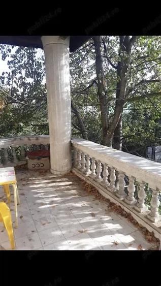 Casă cu 6 camere în Central