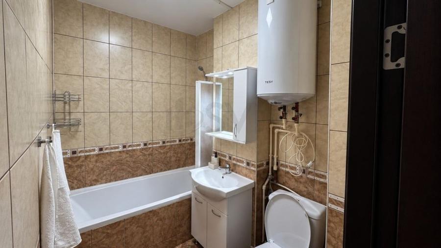 Apartament cu 2 camere decomandat, mobilat în P-ța Muncii