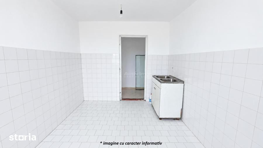 Spațiu comercial, de 90 mp, în Central