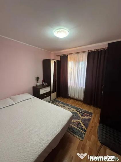 Apartament cu 2 camere decomandat în Republicii