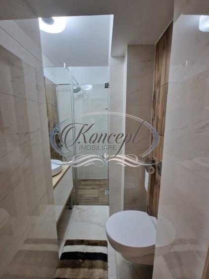 Apartament cu 5 camere decomandat, mobilat în Plopilor