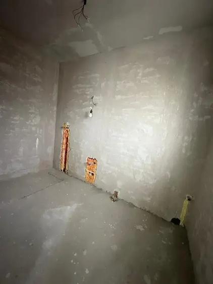 Casă cu 3 camere cu Teren 427 Mp în Central