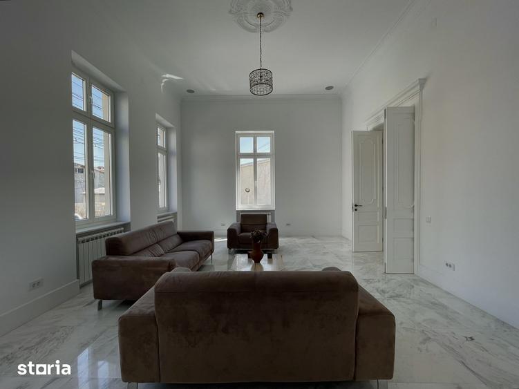Casă cu 4 camere cu Teren 152 Mp în Ultracentral