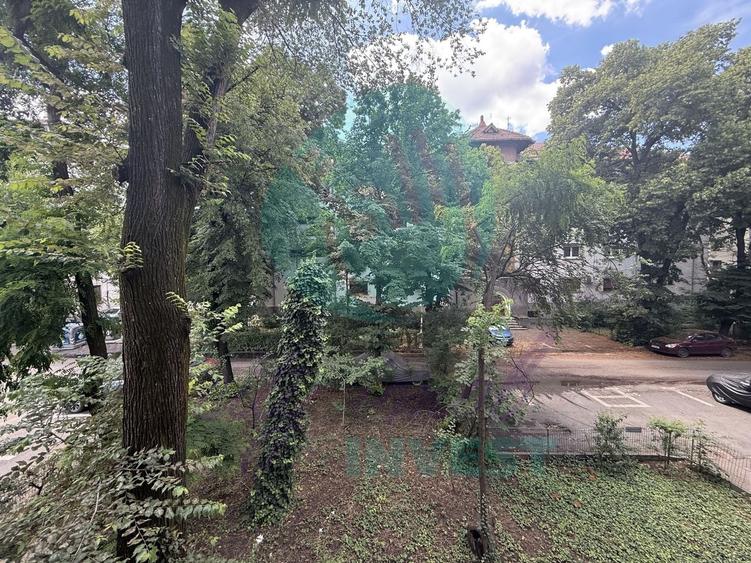 Locatie, spatiu si randament - ideal pentru investitie - 12