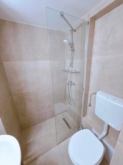Apartament cu 2 camere semidecomandat, mobilat în Universitate