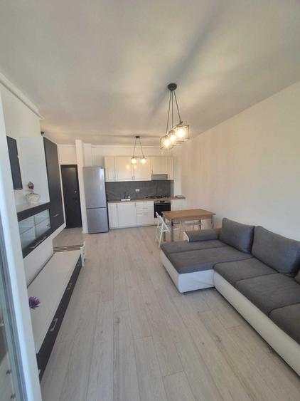 Apartament cu 2 camere semidecomandat în Central